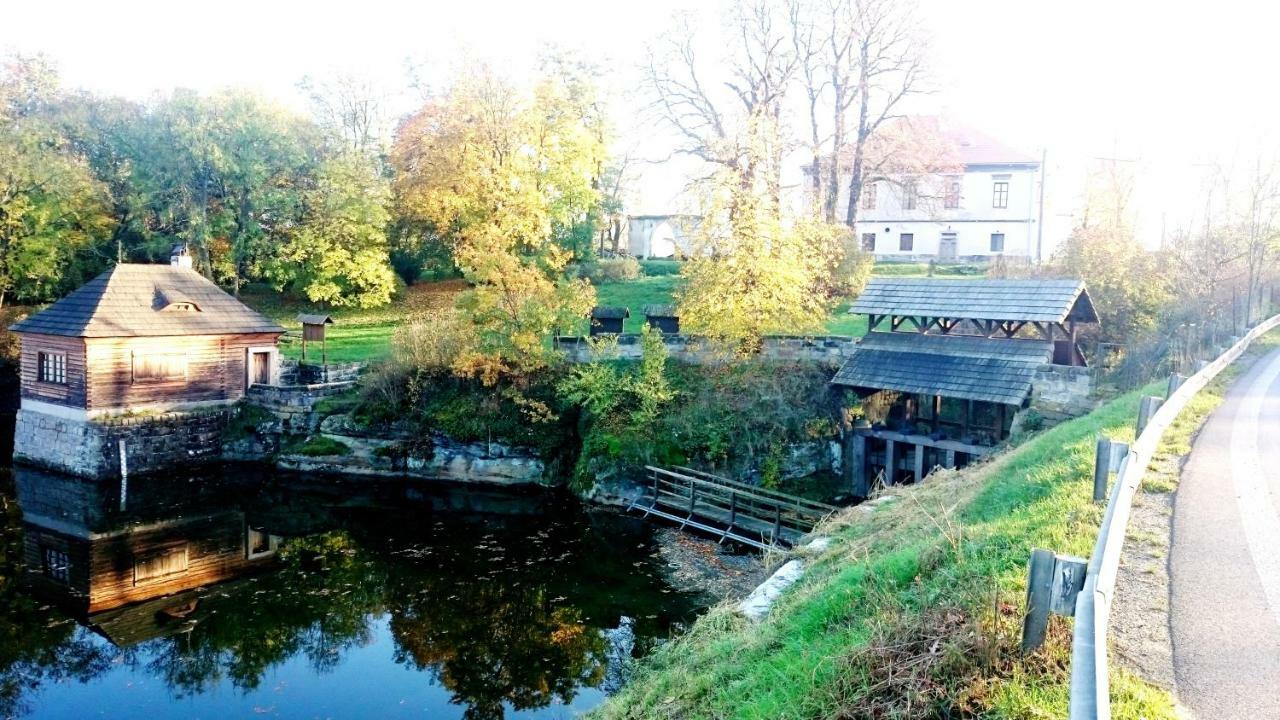Villa U Lekninu à Doksy  Extérieur photo