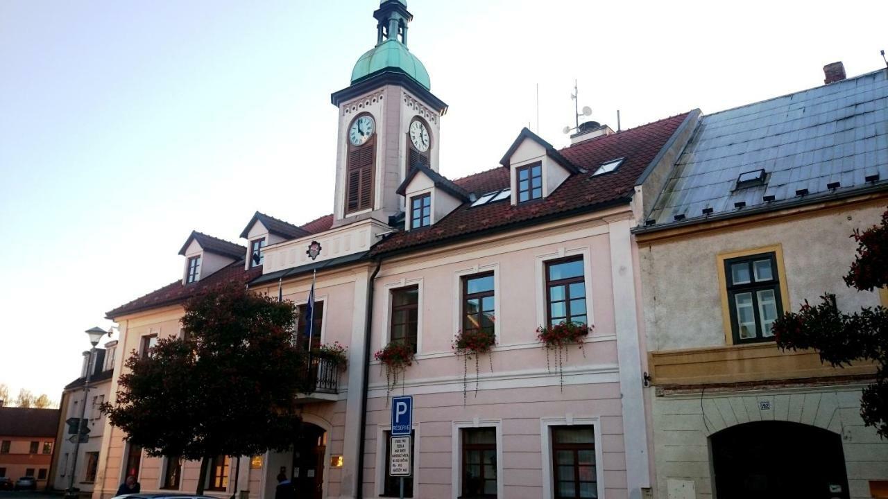 Villa U Lekninu à Doksy  Extérieur photo